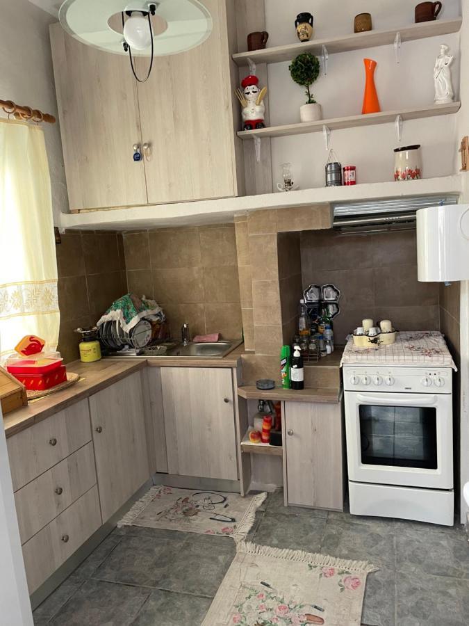 Dimitri'S Apartment Ватера Екстер'єр фото