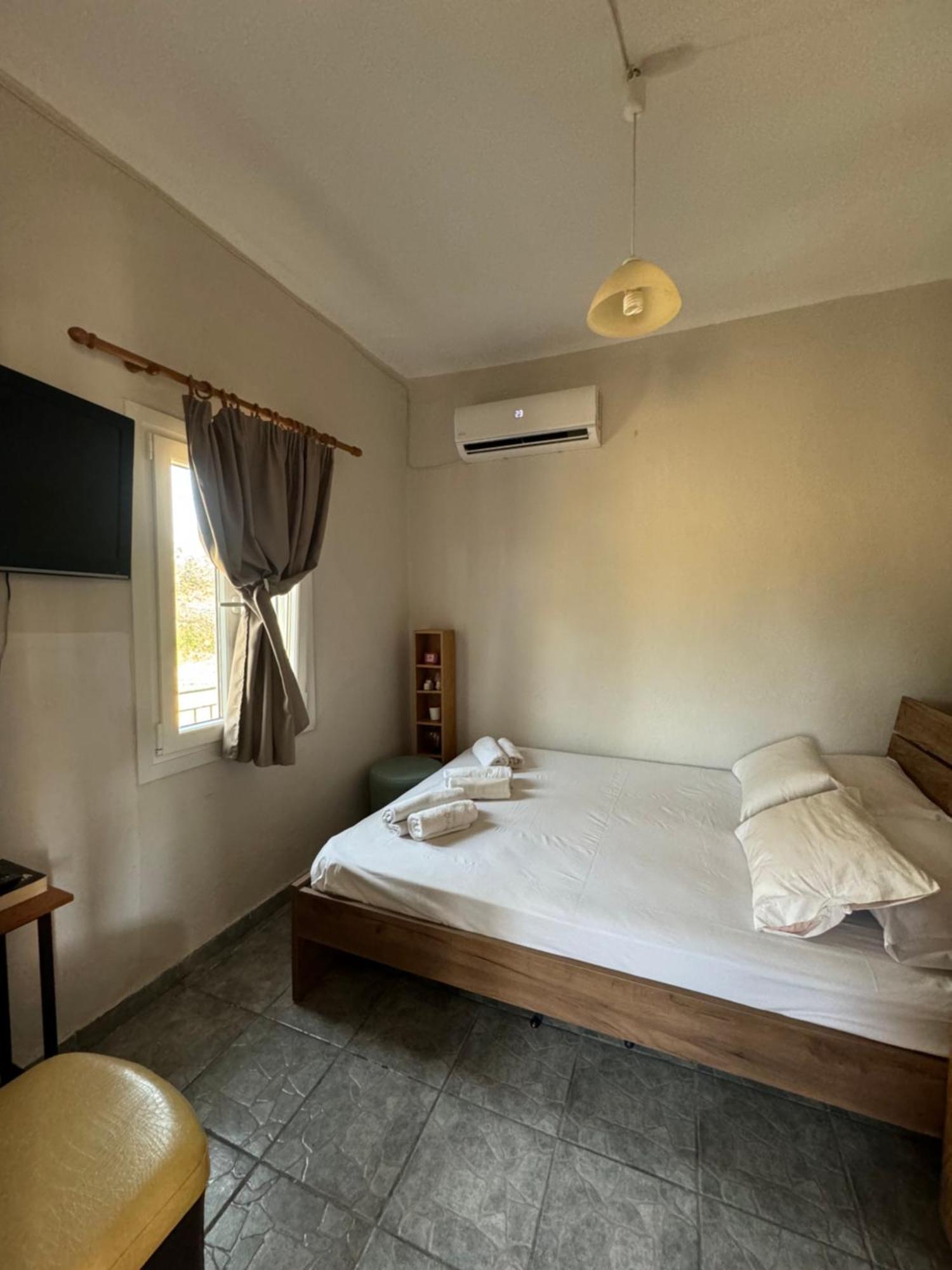 Dimitri'S Apartment Ватера Екстер'єр фото